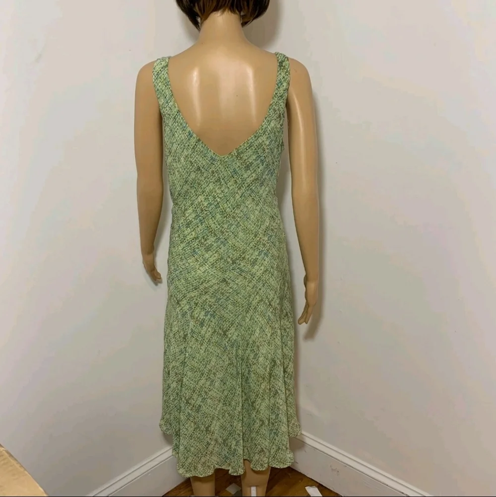 Vintage Jones Wear Dress Flowy Skirt V-Neck Slip Size 16 Green Spring Feminine - Picture 2 of 13